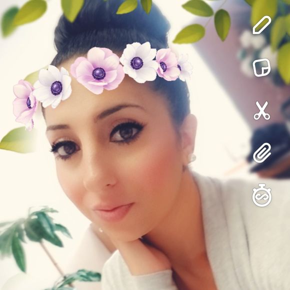 Meet your Posher, Jessica - Picture 1 of 1